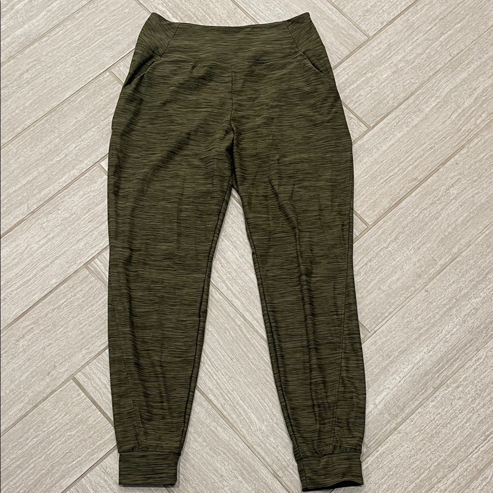 All in Motion Women’s Forest Green Joggers